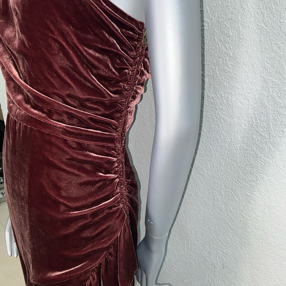 Ulla Johnson One-Shoulder Velvet Dress in Rich Brown Velvet BNWT - Picture 3 of 7